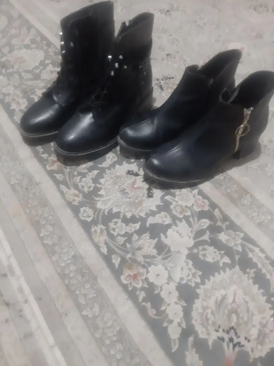 دو جفت نیم بوت یکیش نو ویکیش کارکرد ویک جفت کتونی|کیف، کفش، کمربند|فردیس, خیام غربی|دیوار