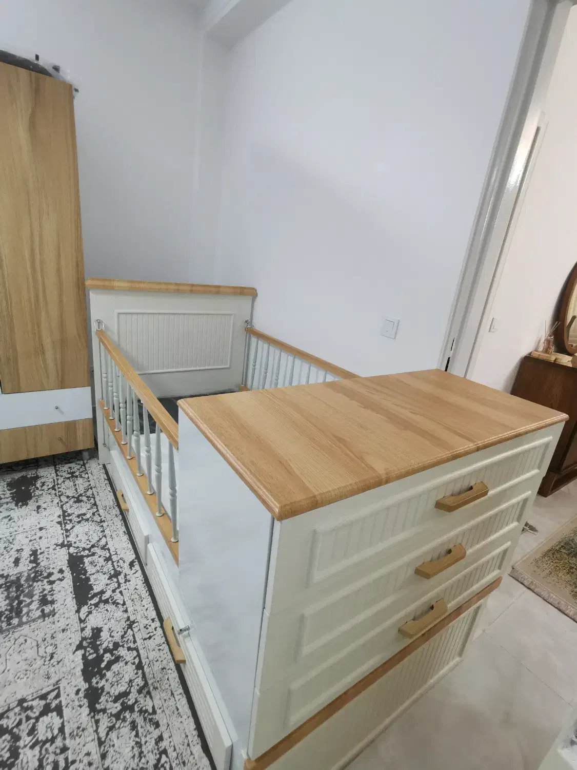 تخت دو منظوره کودک و نوجوان با خوشخواب|تخت و صندلی بچه|ساری, |دیوار