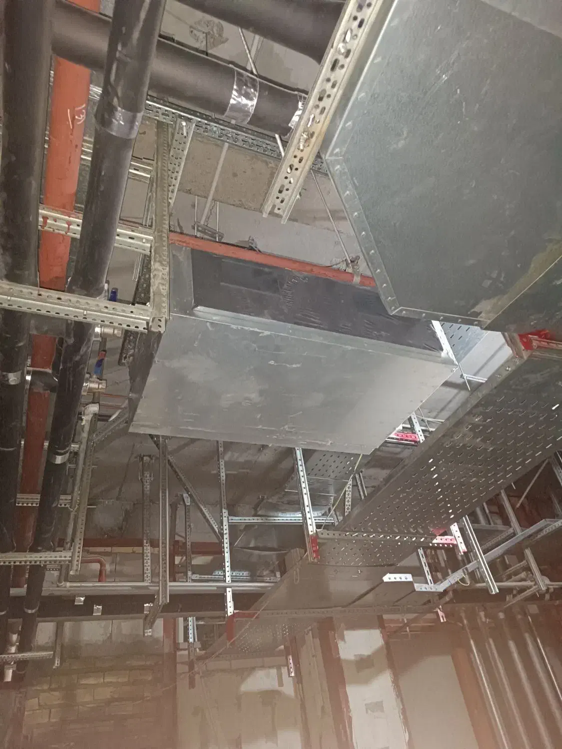 خدمات تخصصی تاسیسات ساختمان|خدمات پیشه و مهارت|اصفهان, ملاصدرا|دیوار