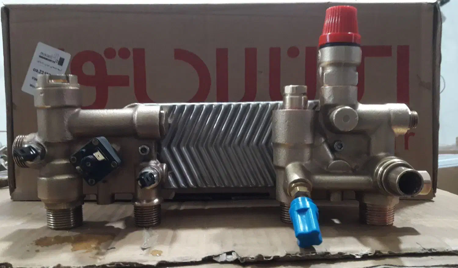 فروش انواع بردو قطعات پکیج دربرندهای مختلف|آبگرمکن، پکیج، شوفاژ|رشت, معلم|دیوار