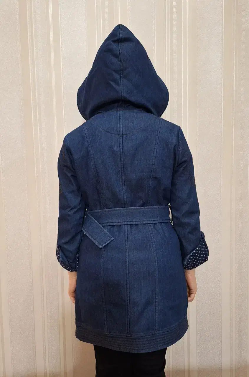 مانتو پالتوی لی کشی|لباس|شفت, |دیوار