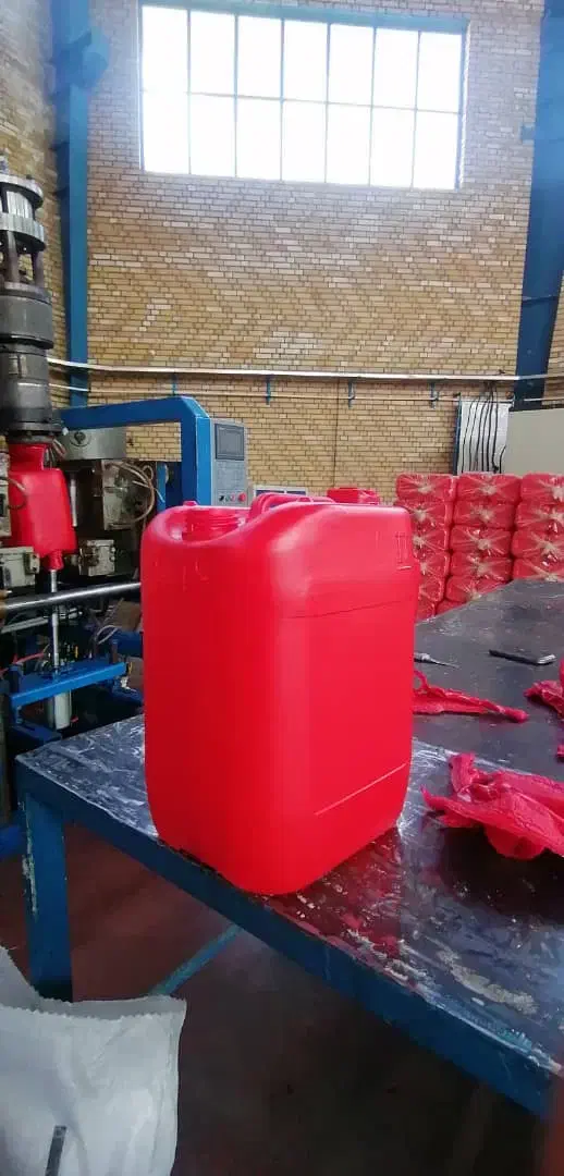 استخدام سرپرست تولید ، فنی کار پلاستیک دستگاه بادی|استخدام صنعتی، فنی، مهندسی|رباط‌کریم, شهرک صنعتی نصیرآباد|دیوار