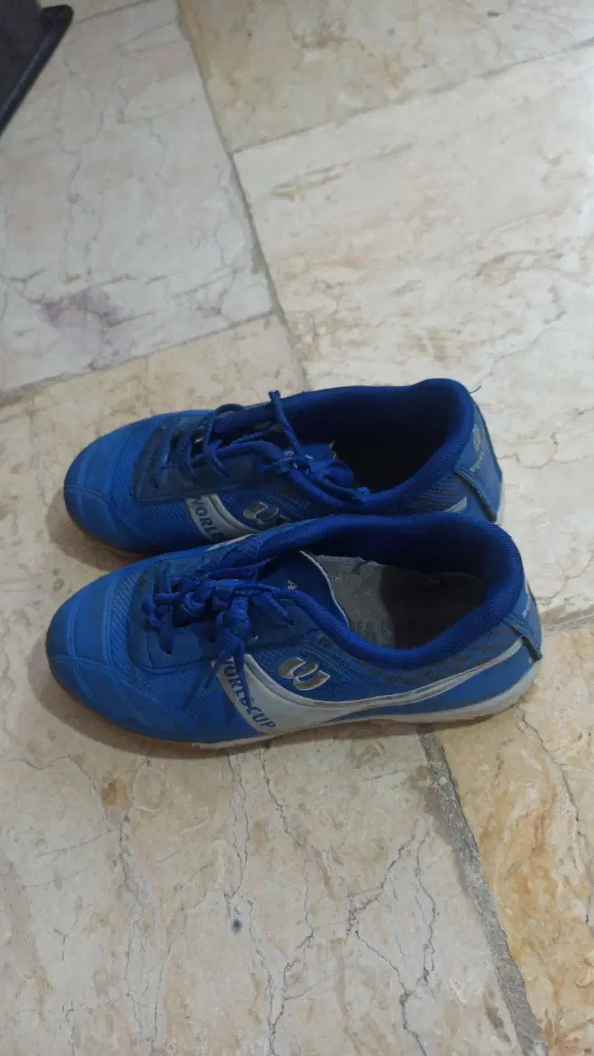 استوک فوتبال خارجی، یک جفت ایرانی سایز ۳۲ و۳۳|کیف، کفش، کمربند|اسلامشهر, باغ فیض|دیوار