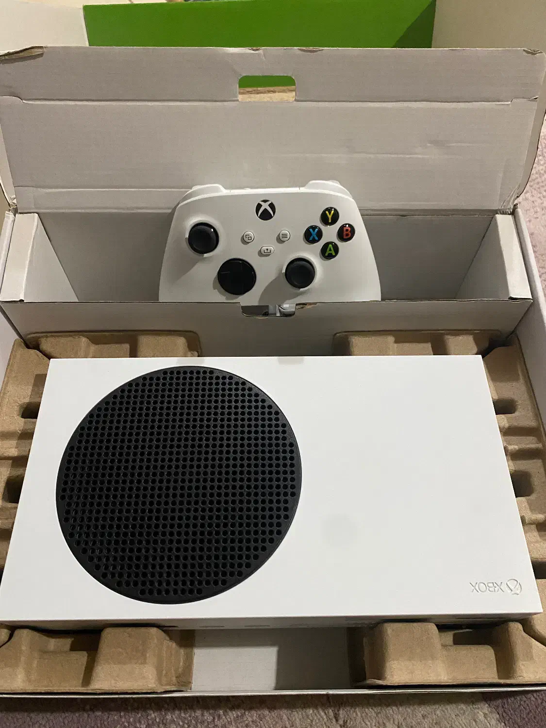 Xbox Series S در حد نو کامل|کنسول، بازی ویدئویی و آنلاین|نور, |دیوار