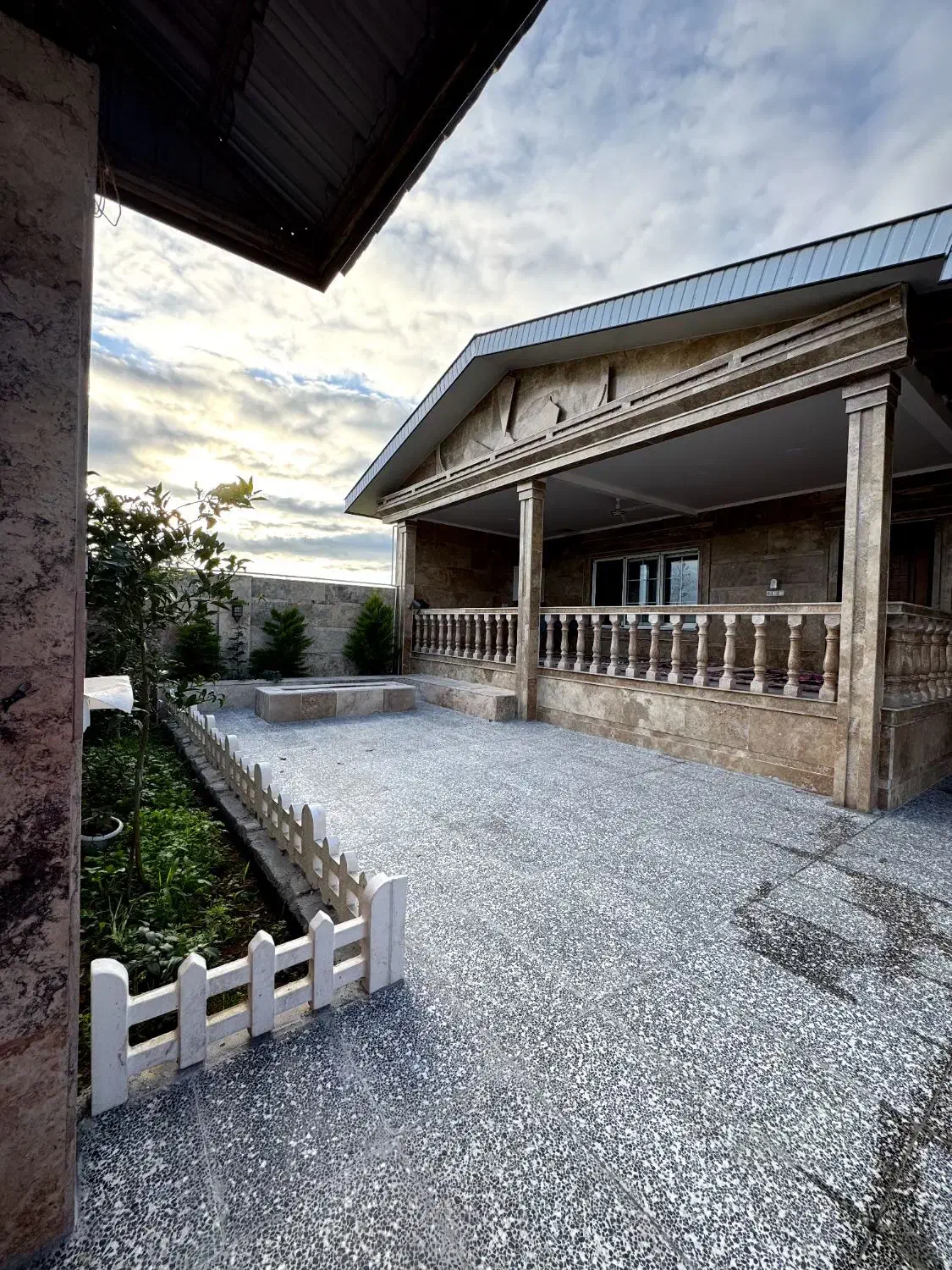 اجاره ویلای روستایی در محیطی آرام|اجارهٔ کوتاه‌مدت ویلا و باغ|لاهیجان, گلستان|دیوار