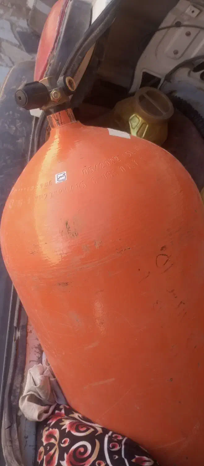 کپسول گاز ماشین سی آن جی|قطعات یدکی و لوازم جانبی|قائن, |دیوار