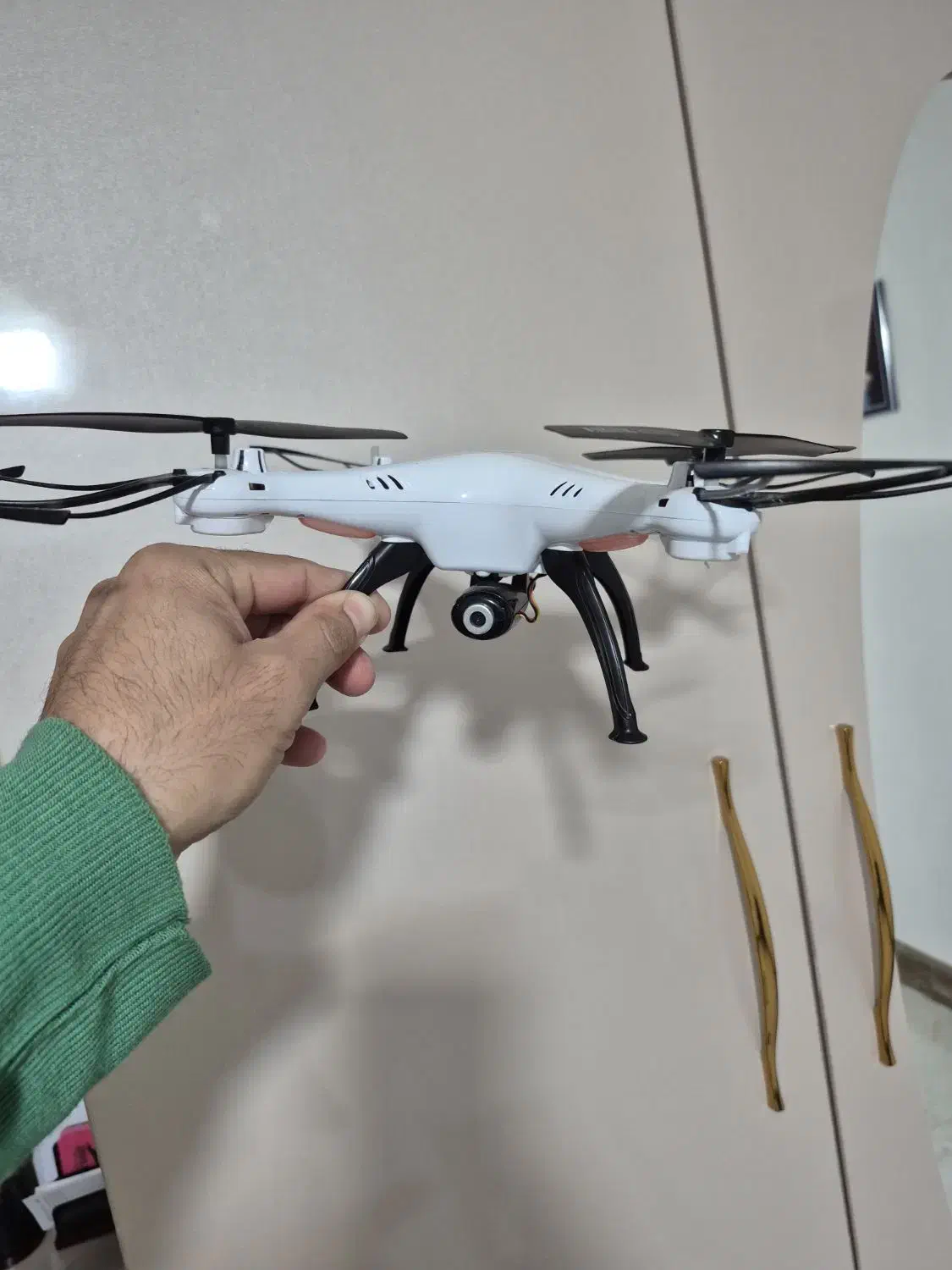 هلی شات دوربین دار|دوربین عکاسی و فیلم‌برداری|خرم‌آباد, |دیوار