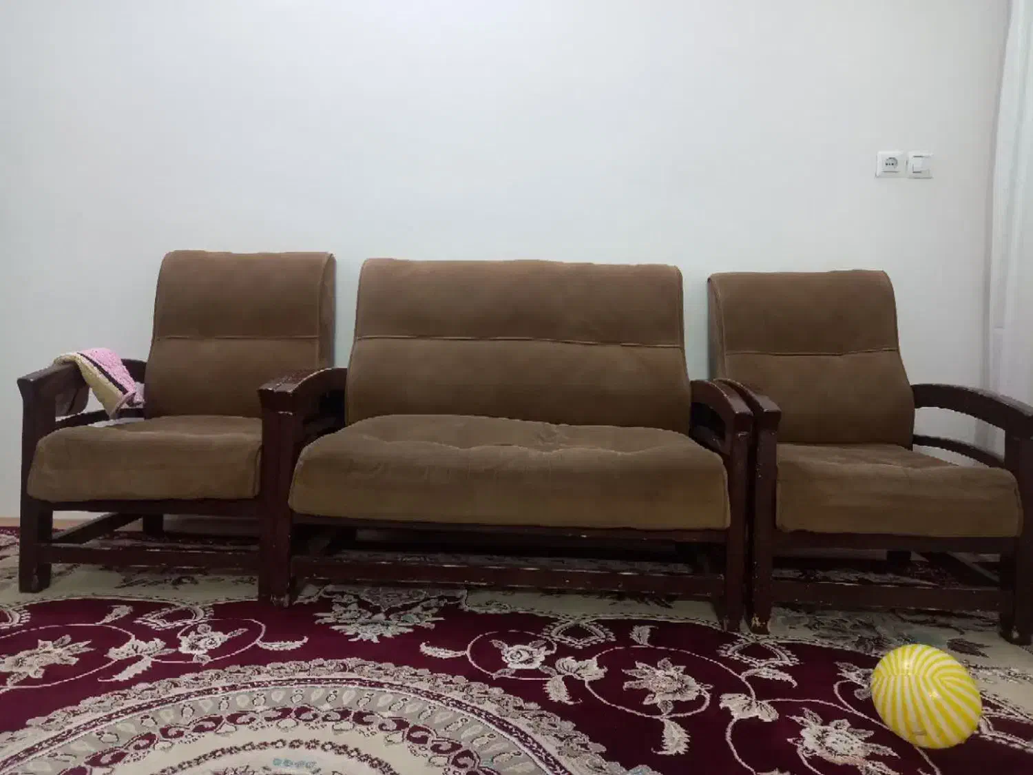 مبل راحتی|مبلمان خانگی و میز عسلی|مشهد, عسگریه|دیوار