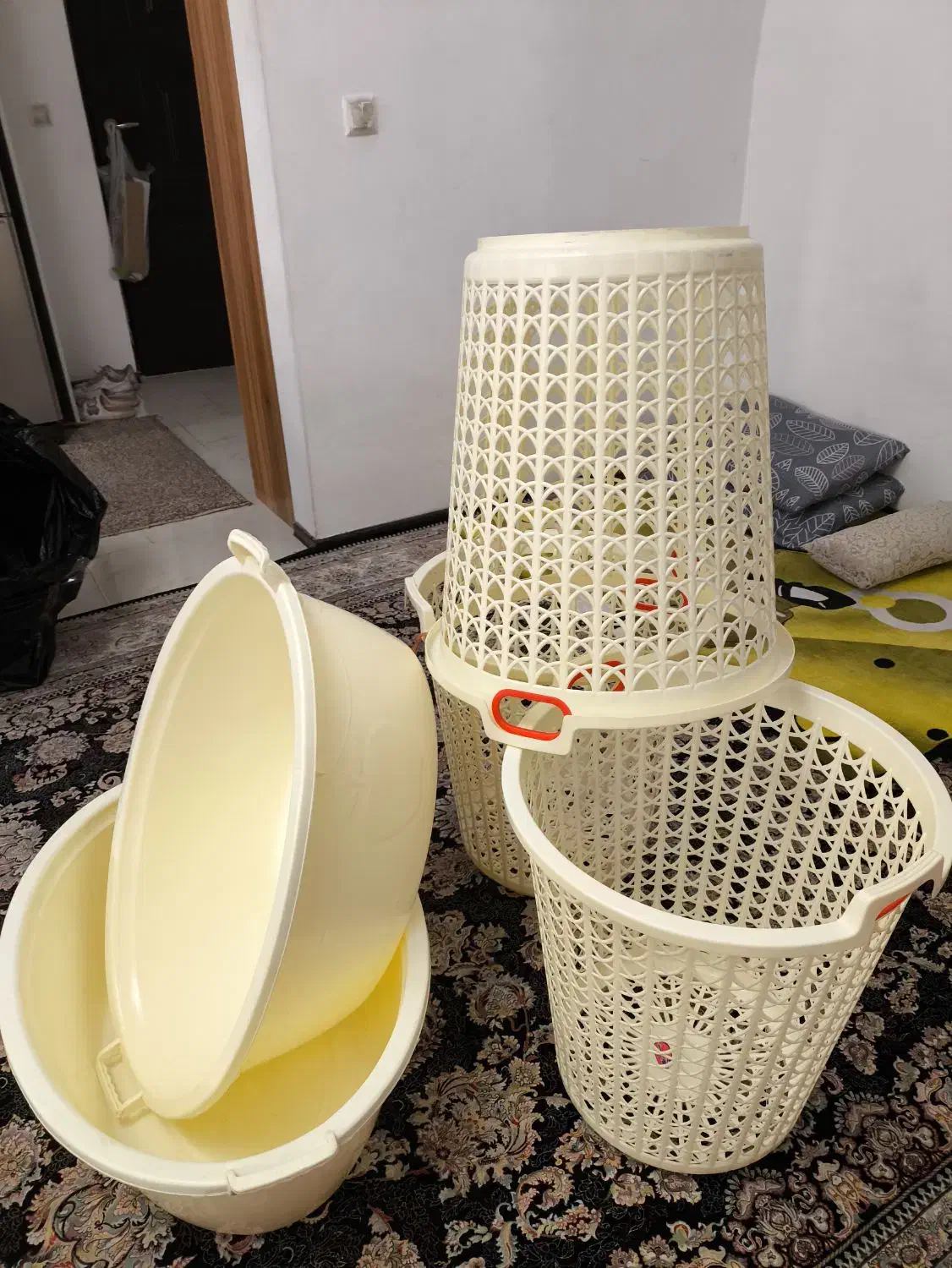 لگن|ظروف نگهدارنده، پلاستیکی، یک‌بارمصرف|پردیس, فاز ۱۱|دیوار