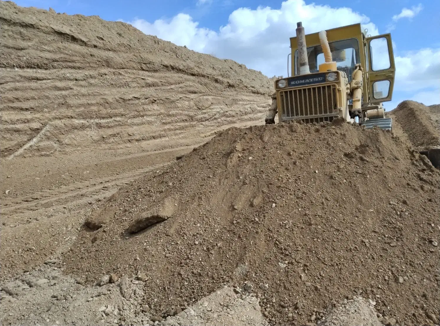 دستگاه بولدذر 85|خودرو سنگین|قائن, |دیوار