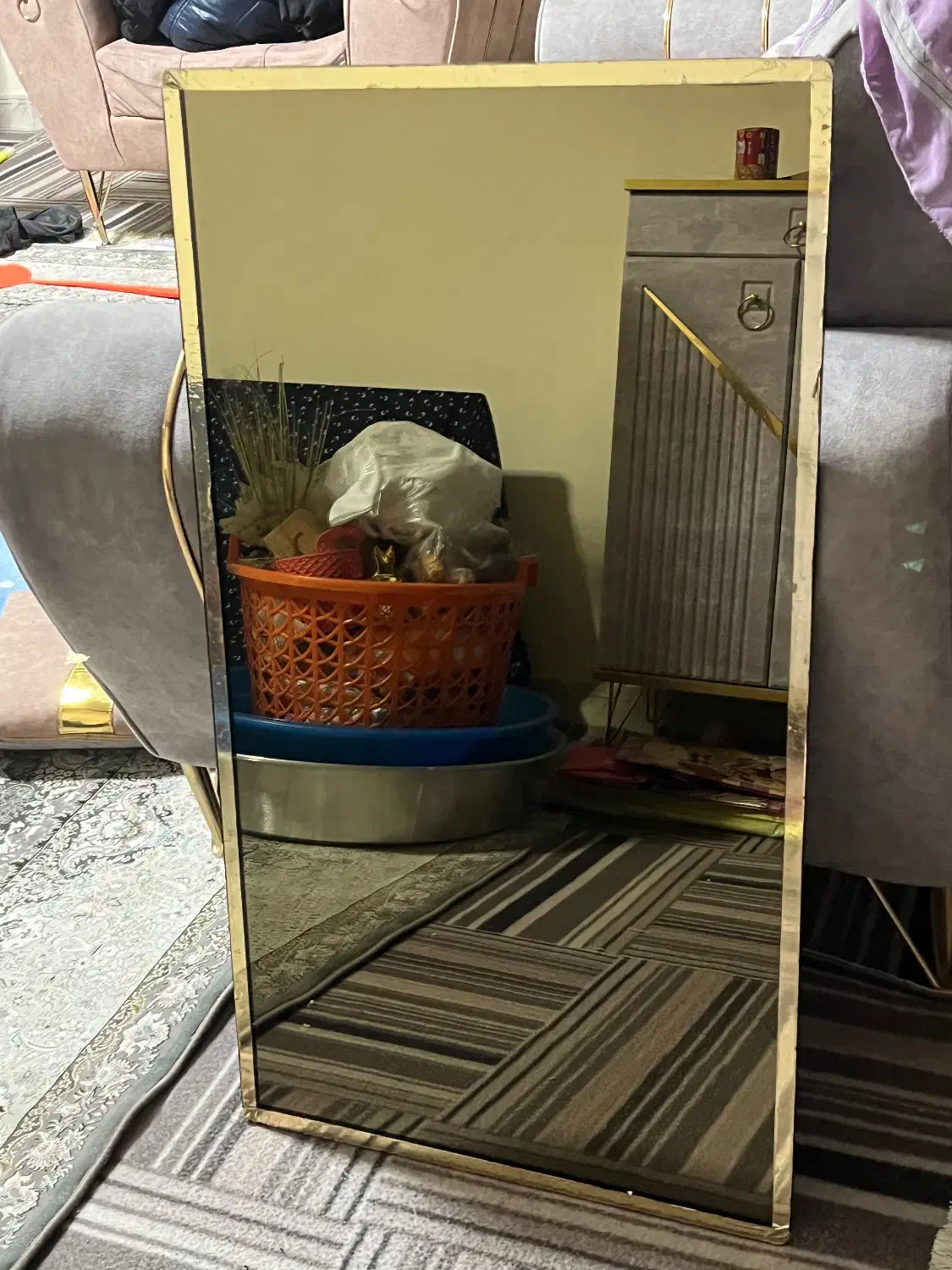 اینه|آینه|بومهن, |دیوار