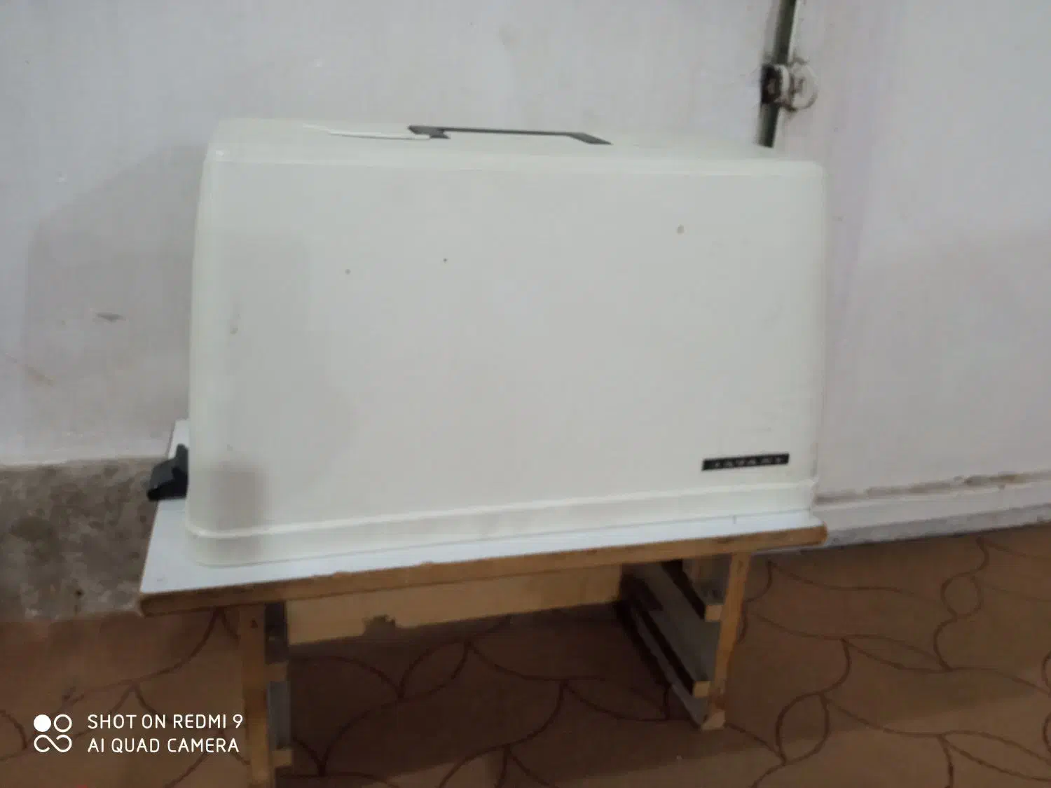 چرخ خیاطی قدیمی|چرخ خیاطی و ریسندگی|بندر گناوه, |دیوار