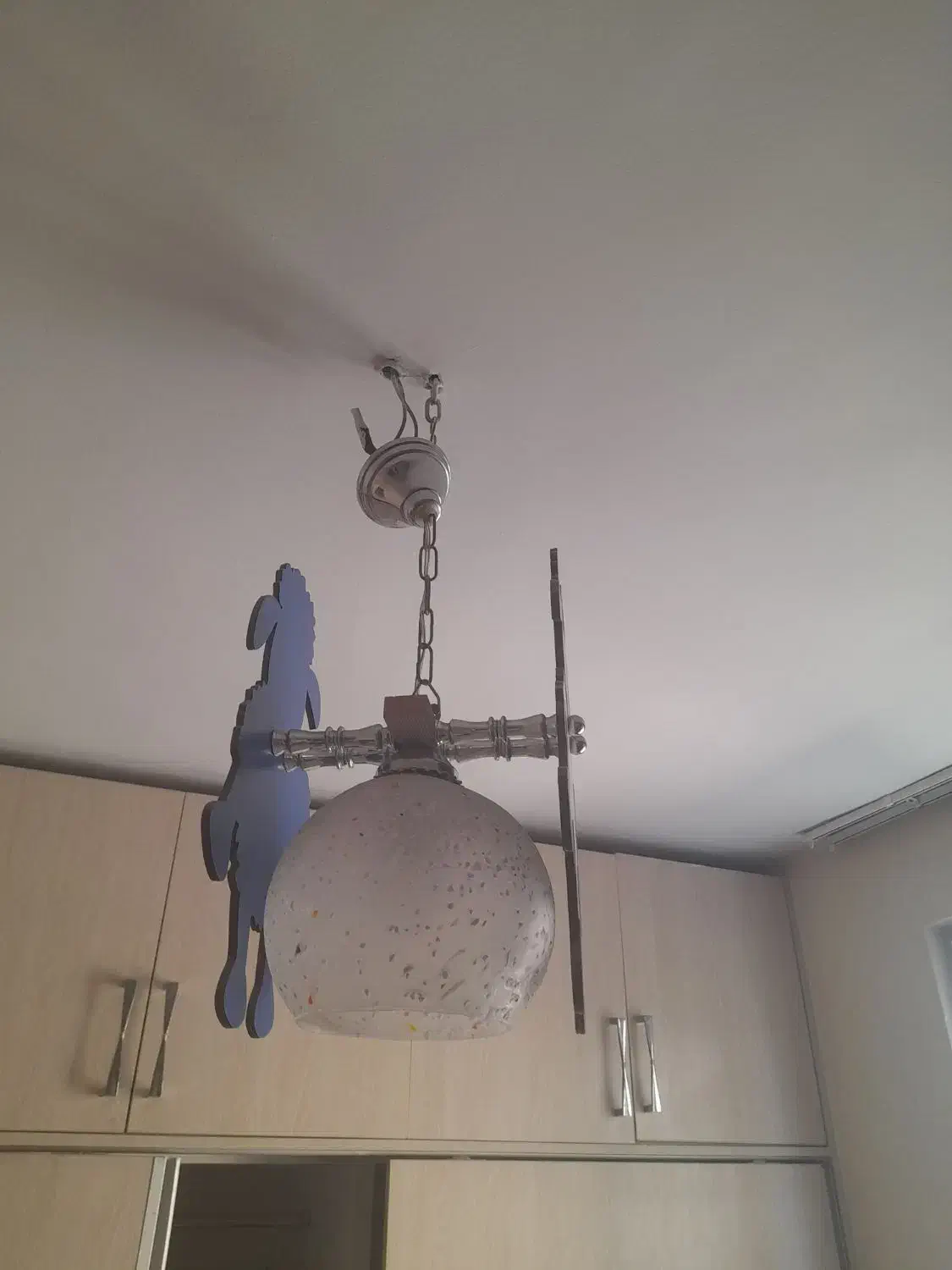 لوستر کودک|لوستر و چراغ آویز|تهران, خاک سفید|دیوار