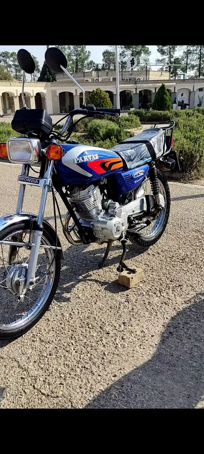 موتور مزایده|موتورسیکلت|مرودشت, کناره|دیوار