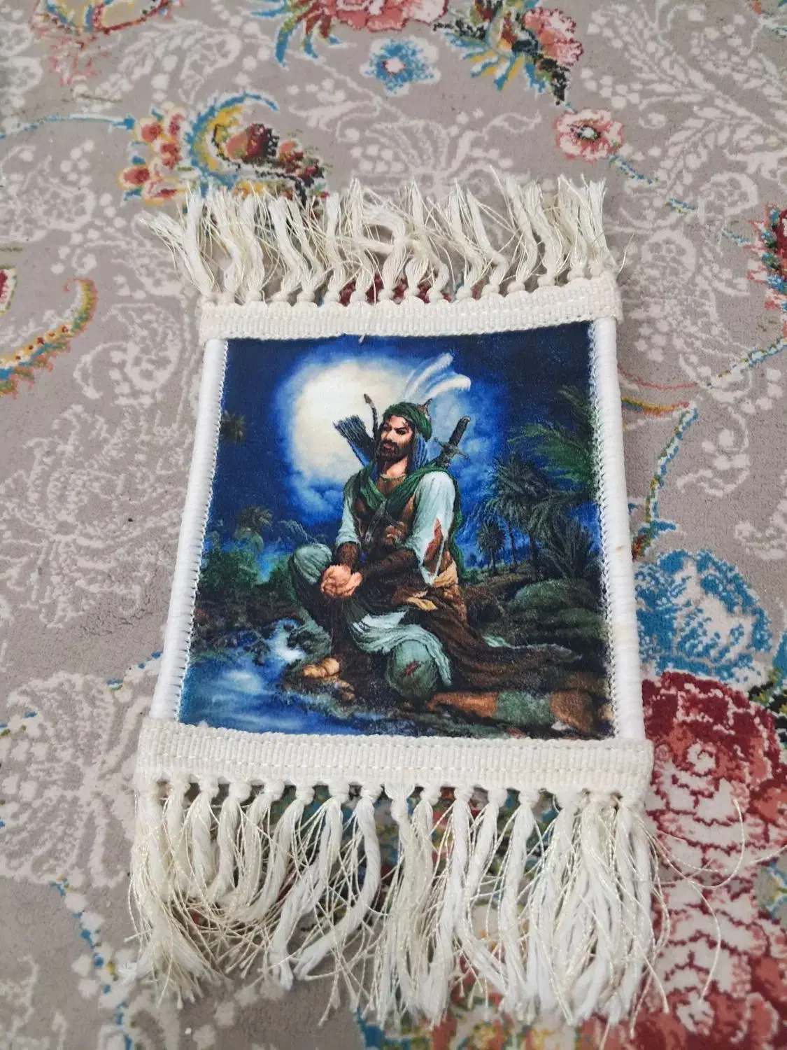 تابلو فرش طرح عکس حضرت ابوالفضل اندازه ۲۲در ۱۸|تابلو فرش|آران و بیدگل, |دیوار