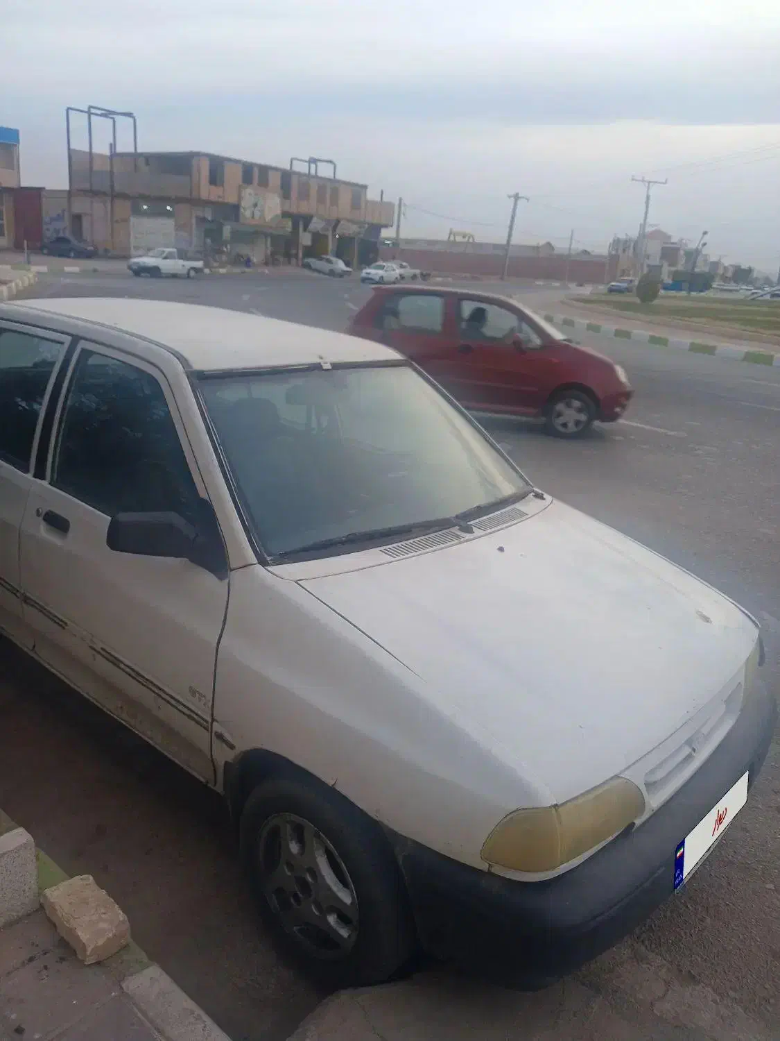 فروش یکدستگاه پراید سواری مدل ۸۱|خودرو سواری و وانت|رفسنجان, |دیوار