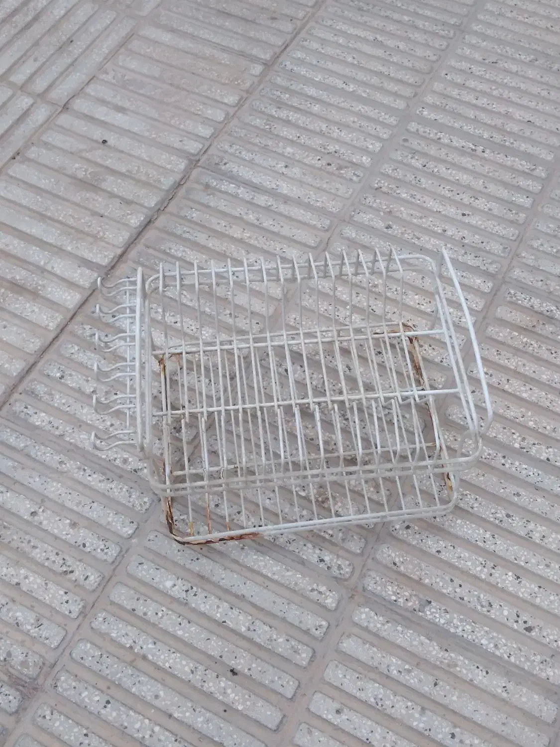 ابچکان|آبچکان و نظمدهنده ظروف|سبزوار, هویزه|دیوار