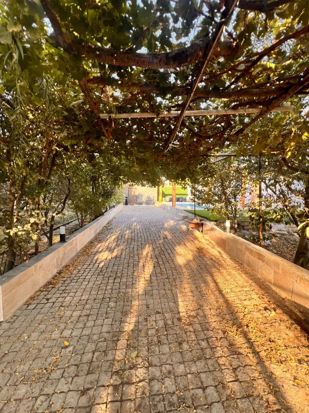 اجاره باغ ویلای شخصی|اجارهٔ کوتاهمدت ویلا و باغ|ماهدشت, |دیوار