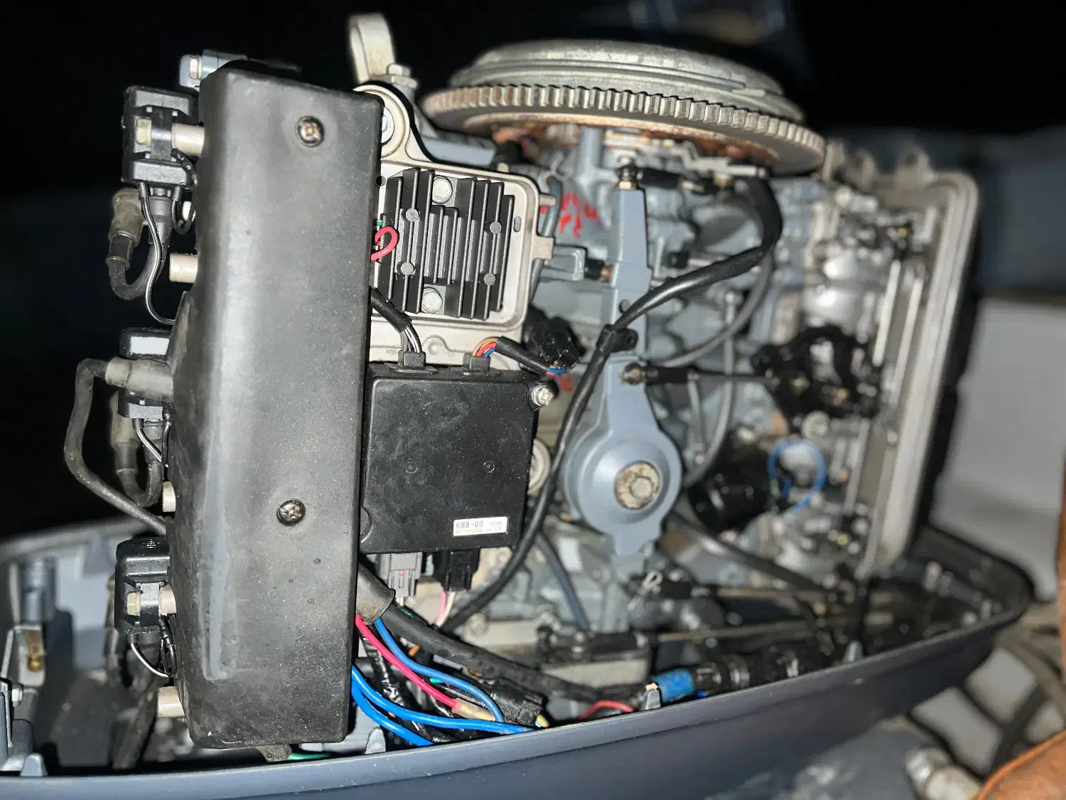 موتور قایق ۸۵|قایق و سایر وسایل نقلیه|میناب, |دیوار