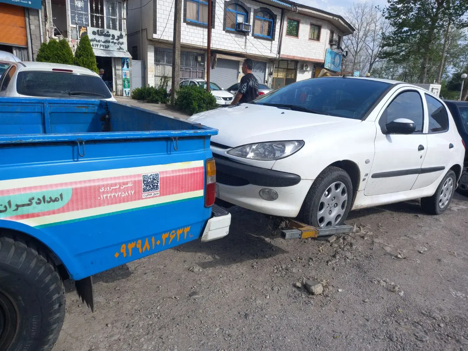 یدک کش|خدمات حمل و نقل|رشت, آزادگان|دیوار