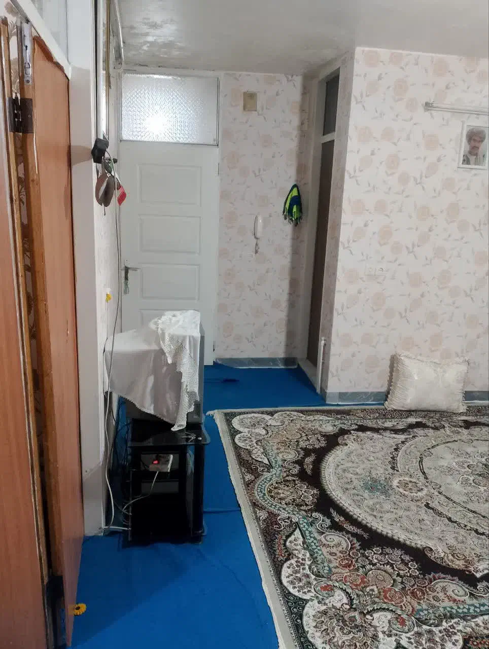 واحد آپارتمانی طبقه سوم خ شوش شرقی نزدیک بازار|اجارهٔ آپارتمان|تهران, کوثر|دیوار