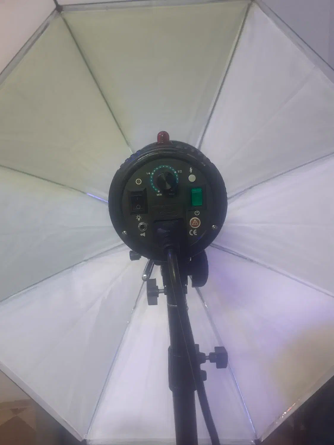 فلاش استودیویی fx 300|دوربین عکاسی و فیلم‌برداری|شیراز, شهرک جماران|دیوار