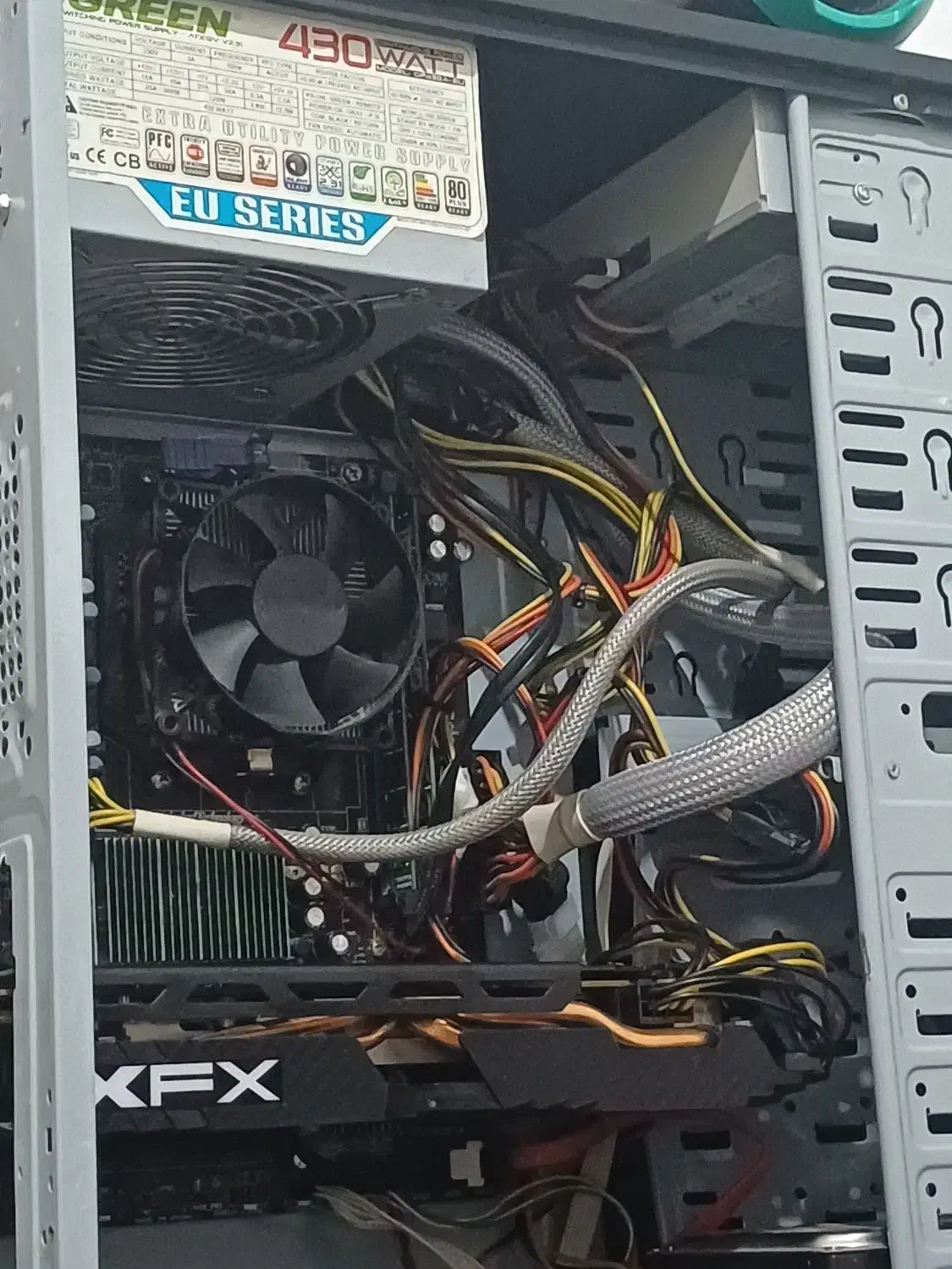 کیس گیمینگ بهمراه مانیتور|رایانه رومیزی|بندر انزلی, جفرود پایین|دیوار