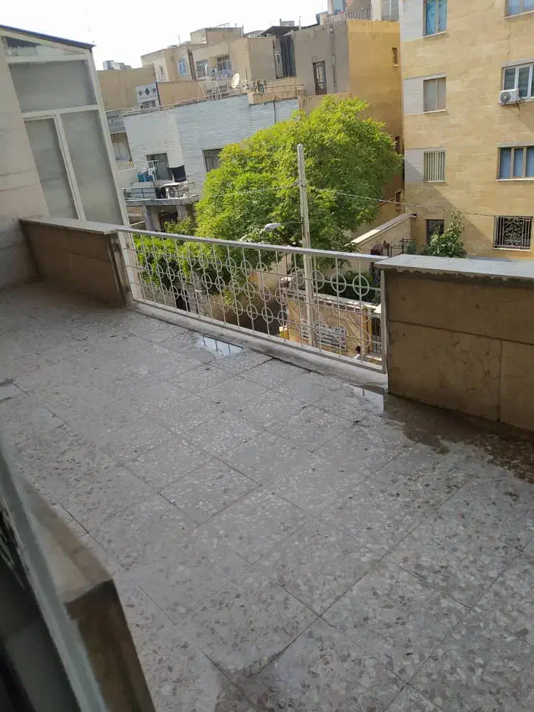 اجاره آپارتمان ۲۰۶ متری ۳ خوابه در میدان انقلاب