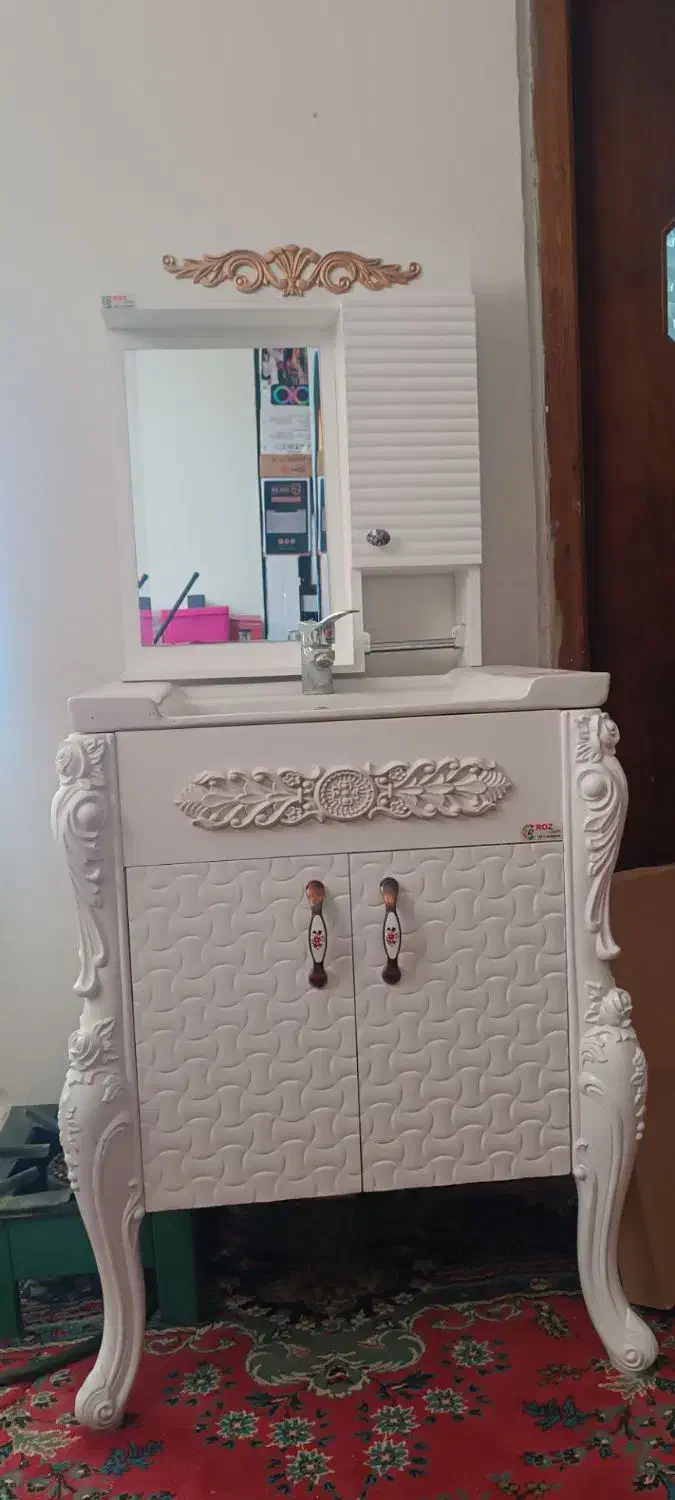 فروش روشویی به همراه آیینه|لوازم سرویس بهداشتی|شهرکرد, |دیوار