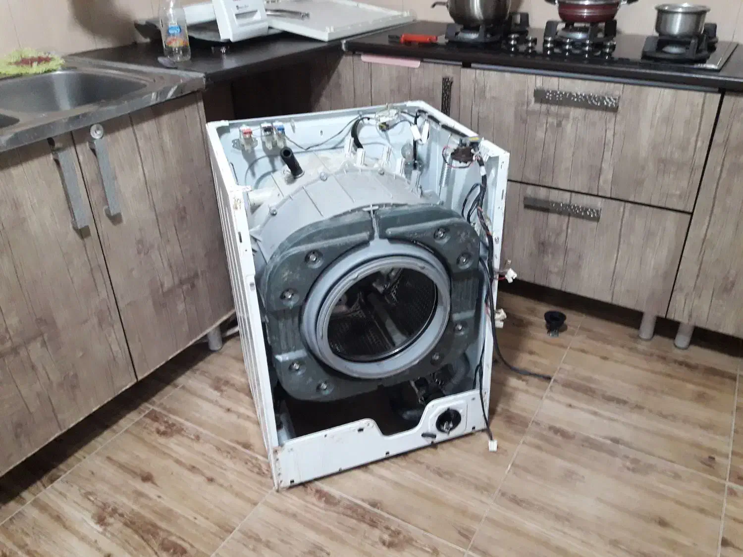 تعمیریخچال خانگی  لباسشویی آبگرمکن با ضمانت درمحل|خدمات پیشه و مهارت|ساوه, |دیوار