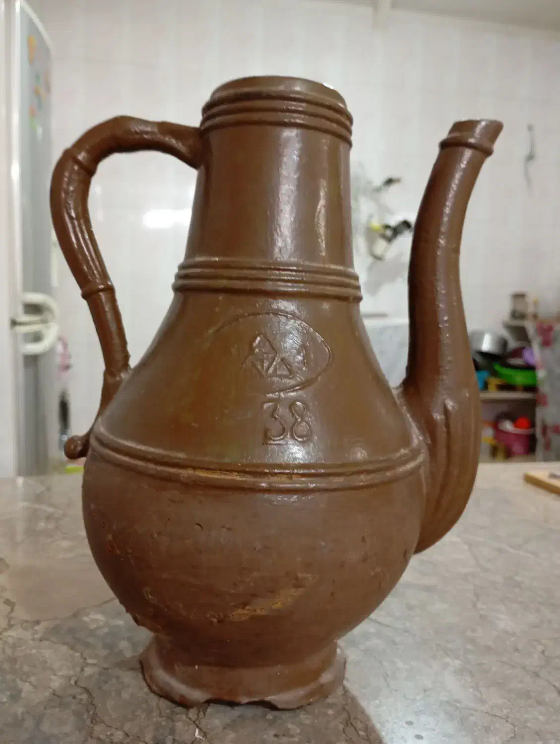 پارچ روسی|کلکسیون اشیاء عتیقه|زبرخان, |دیوار