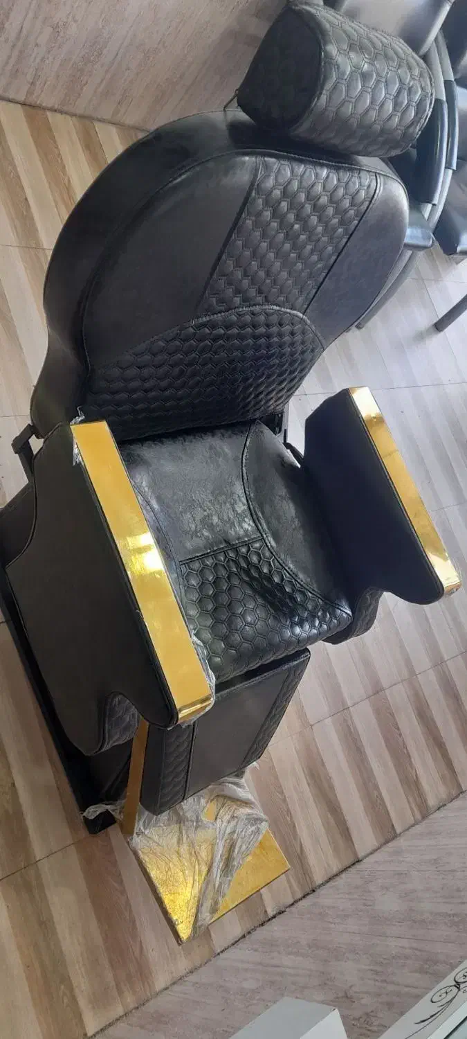 صندلی ارایشگاه|آرایشگاه و سالنهای زیبایی|اهر, |دیوار