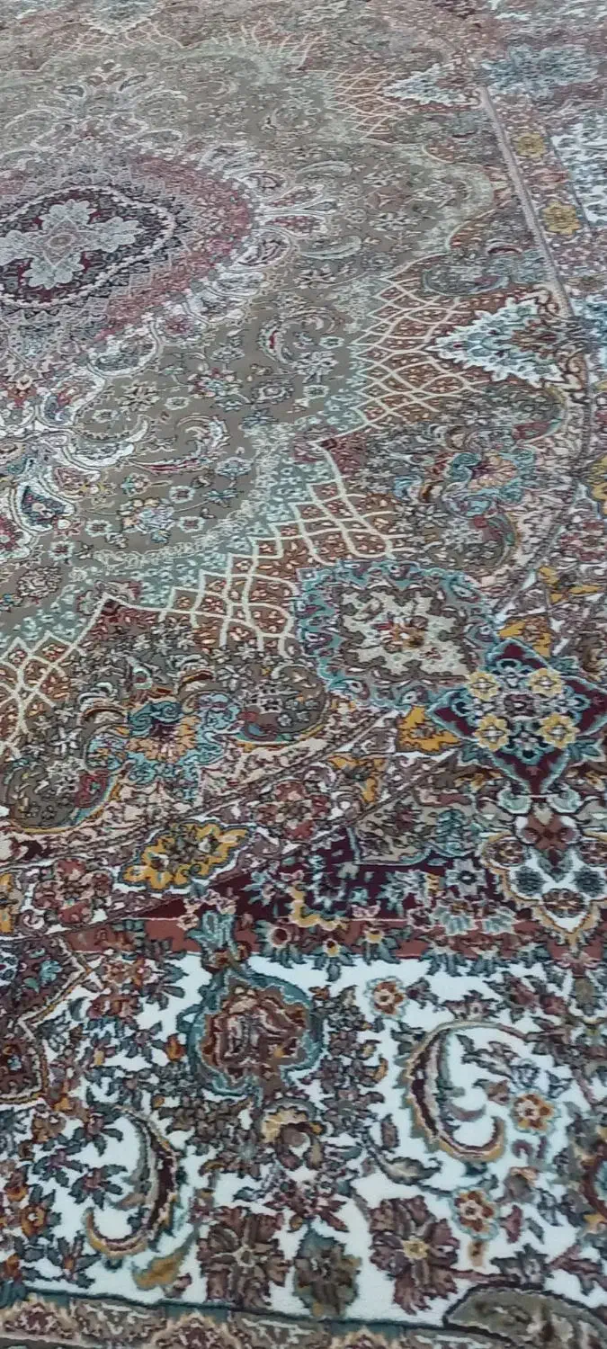 دو عدد فرش ۶ متری ۷۰۰ شانه|فرش|مرند, |دیوار