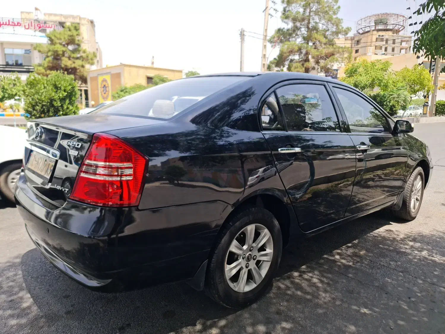 فروش نقد و اقساط لیفان 620 موتور 1800|خودرو سواری و وانت|سمنان, |دیوار