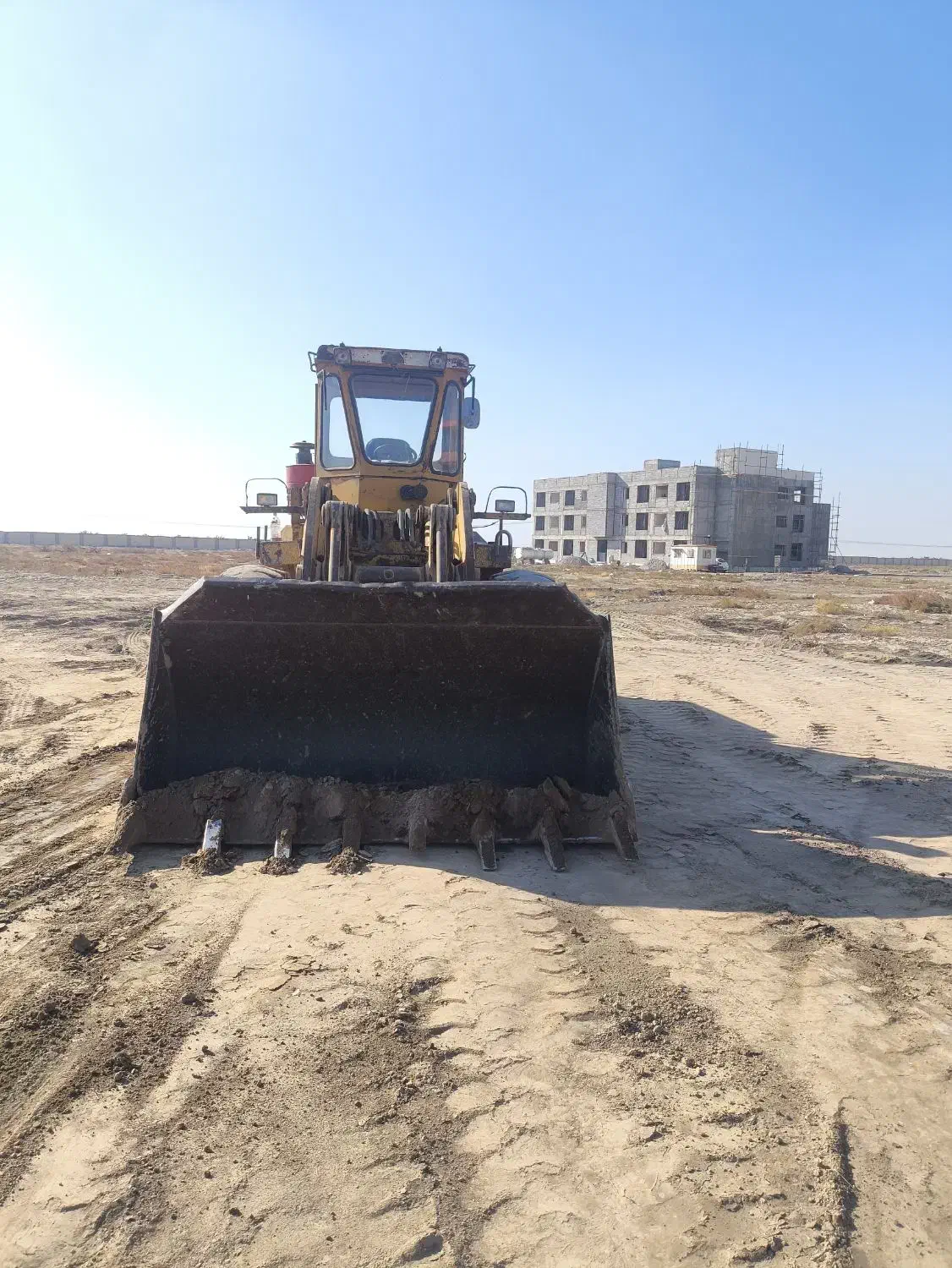 لودرکوازاکی۷۰ بی|خودرو سنگین|بناب, |دیوار