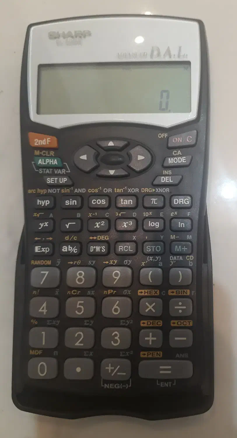 ماشین حساب مهندسی شارپ|لوازم التحریر|رشت, نظری|دیوار