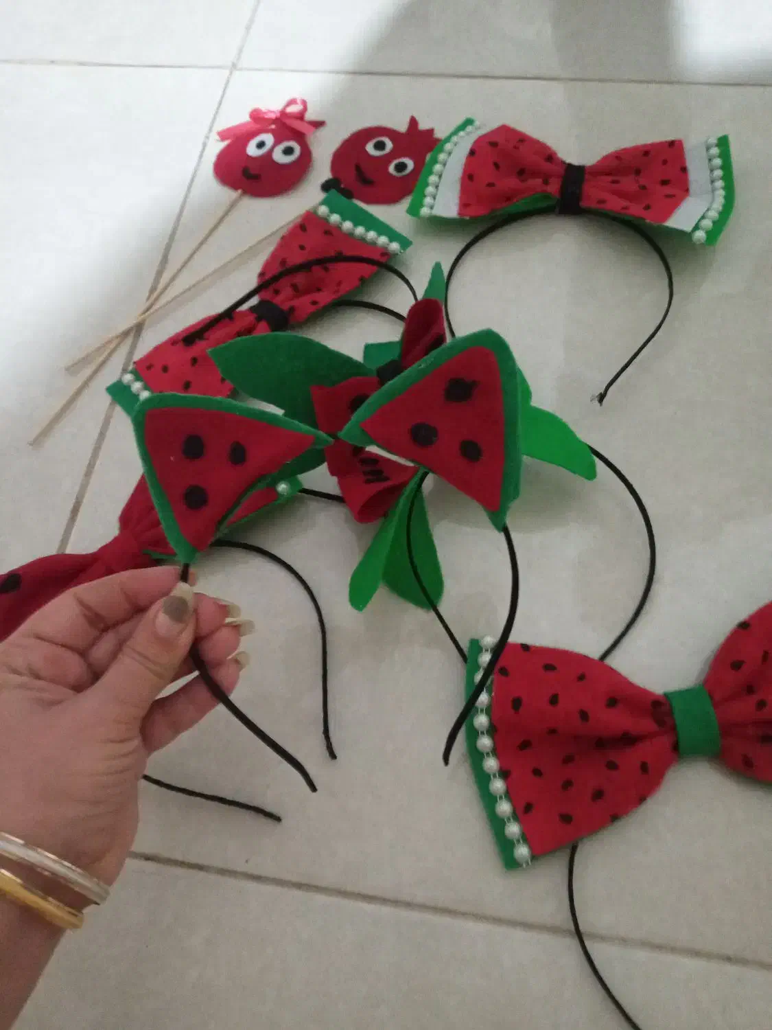 گل و تل|گل مصنوعی|پاکدشت, حصار امیر|دیوار