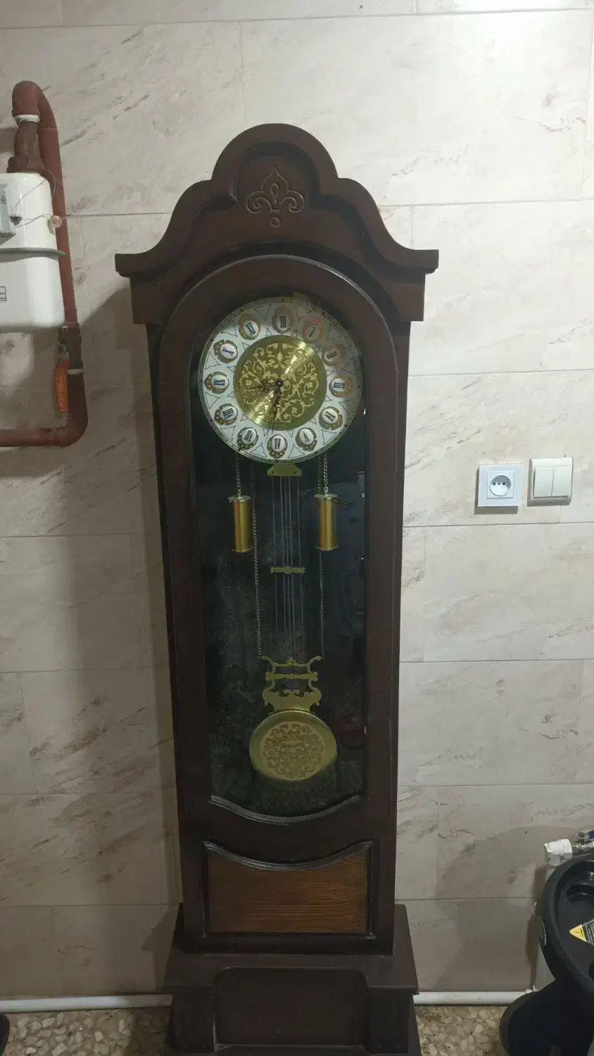 ساعت ایستاده ۲میلیون|صنایع دستی و سایر لوازم تزئینی|بندر انزلی, نیمه شعبان|دیوار