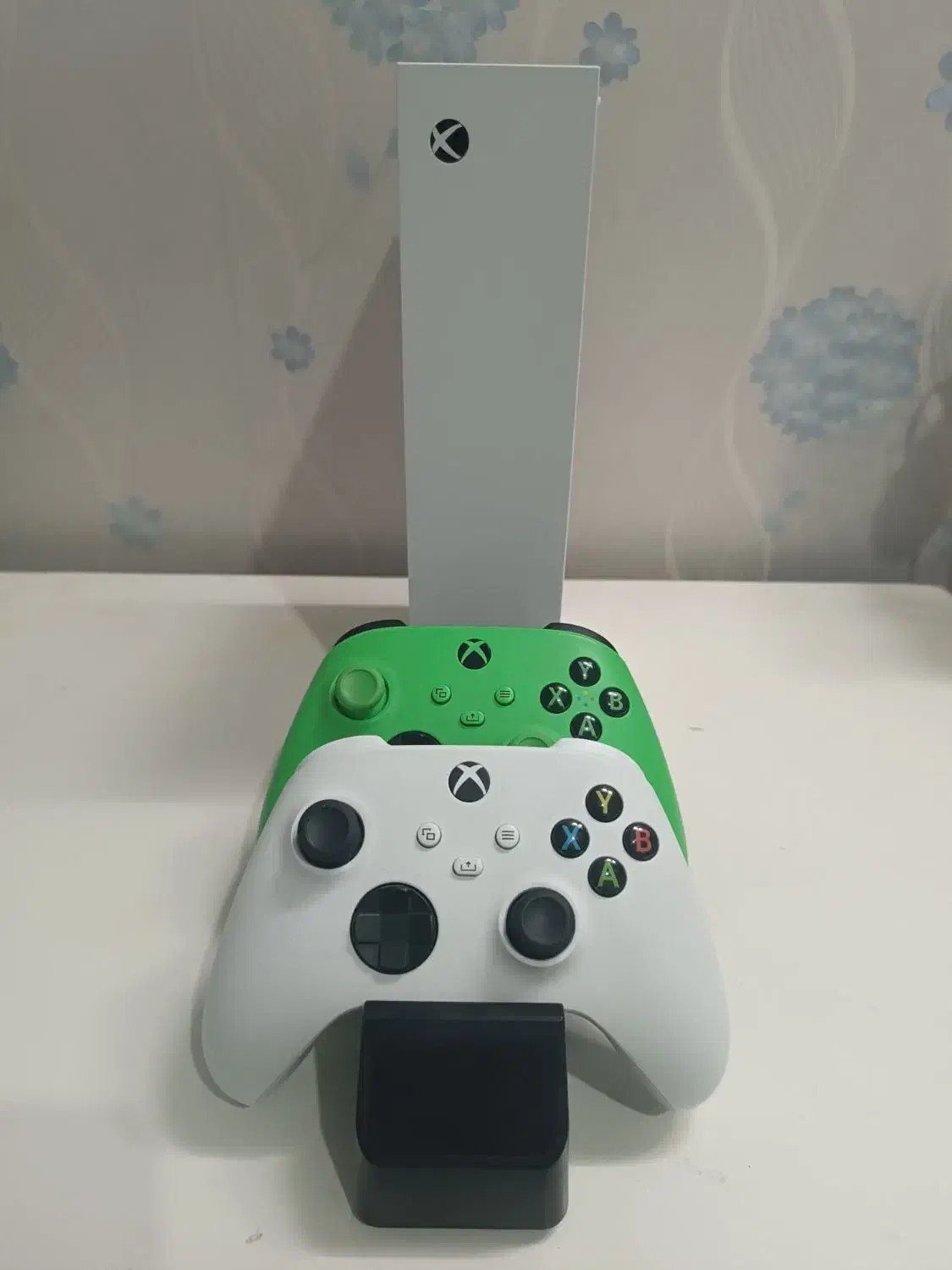 Xbox series s /512g/Sparkfox charger|کنسول، بازی ویدئویی و آنلاین|قزوین, |دیوار