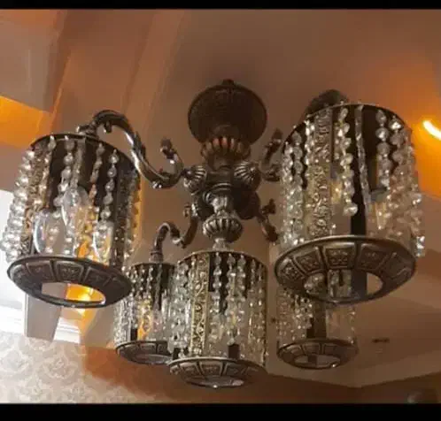 هودولوستر|هود|دورود, |دیوار