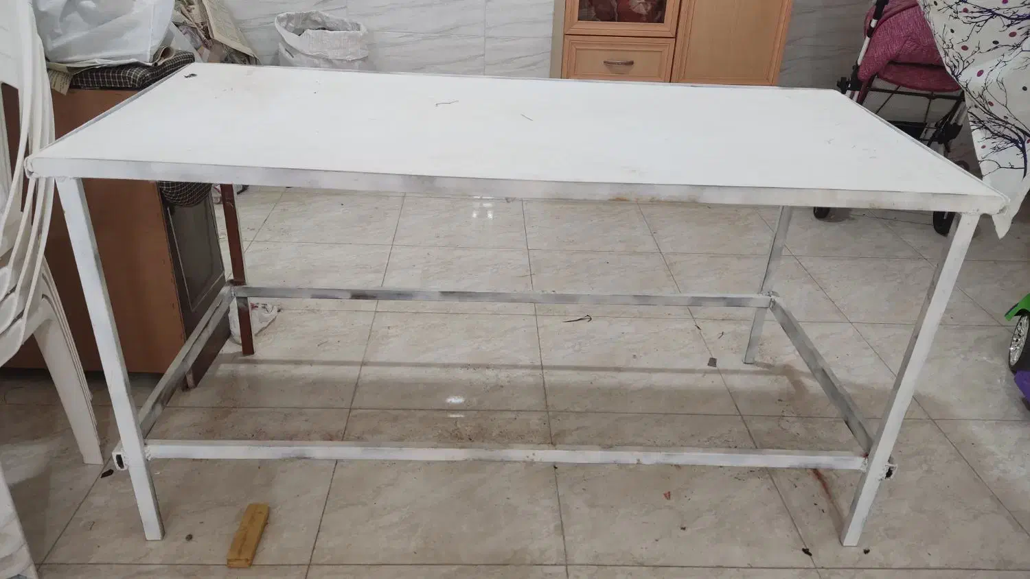 میز برش خیاطی|مبلمان خانگی و میز عسلی|بافت, |دیوار