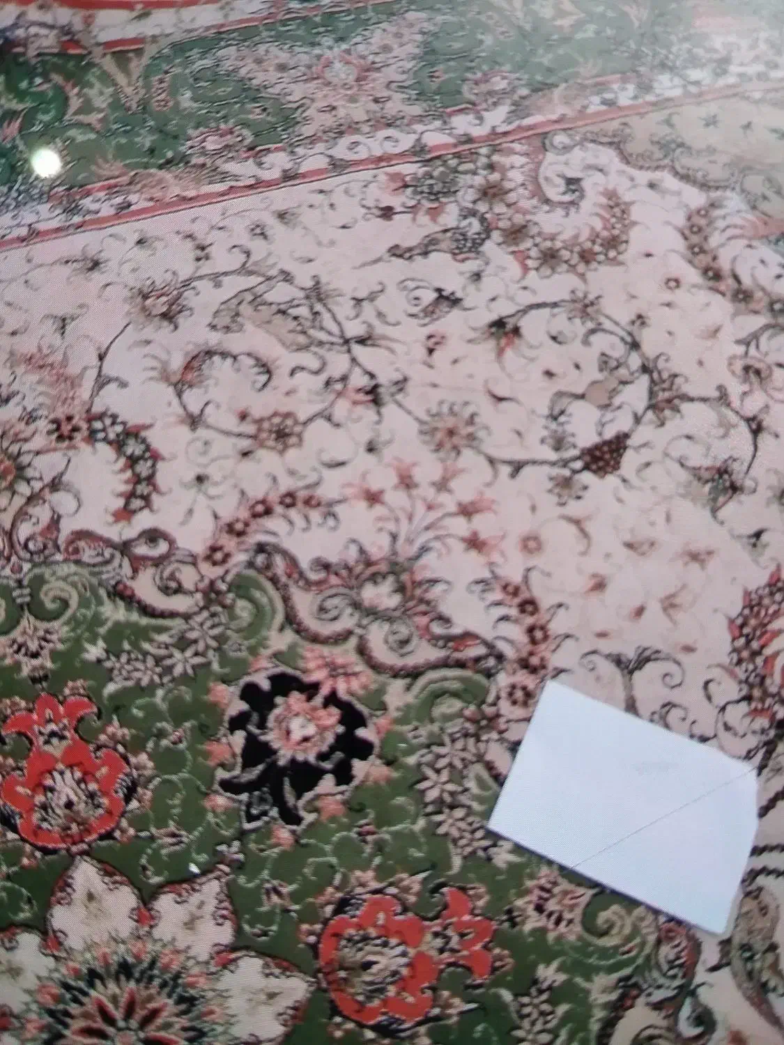 فرش نه متری نخی|فرش|ری, شهید غیوری (ابن باویه)|دیوار