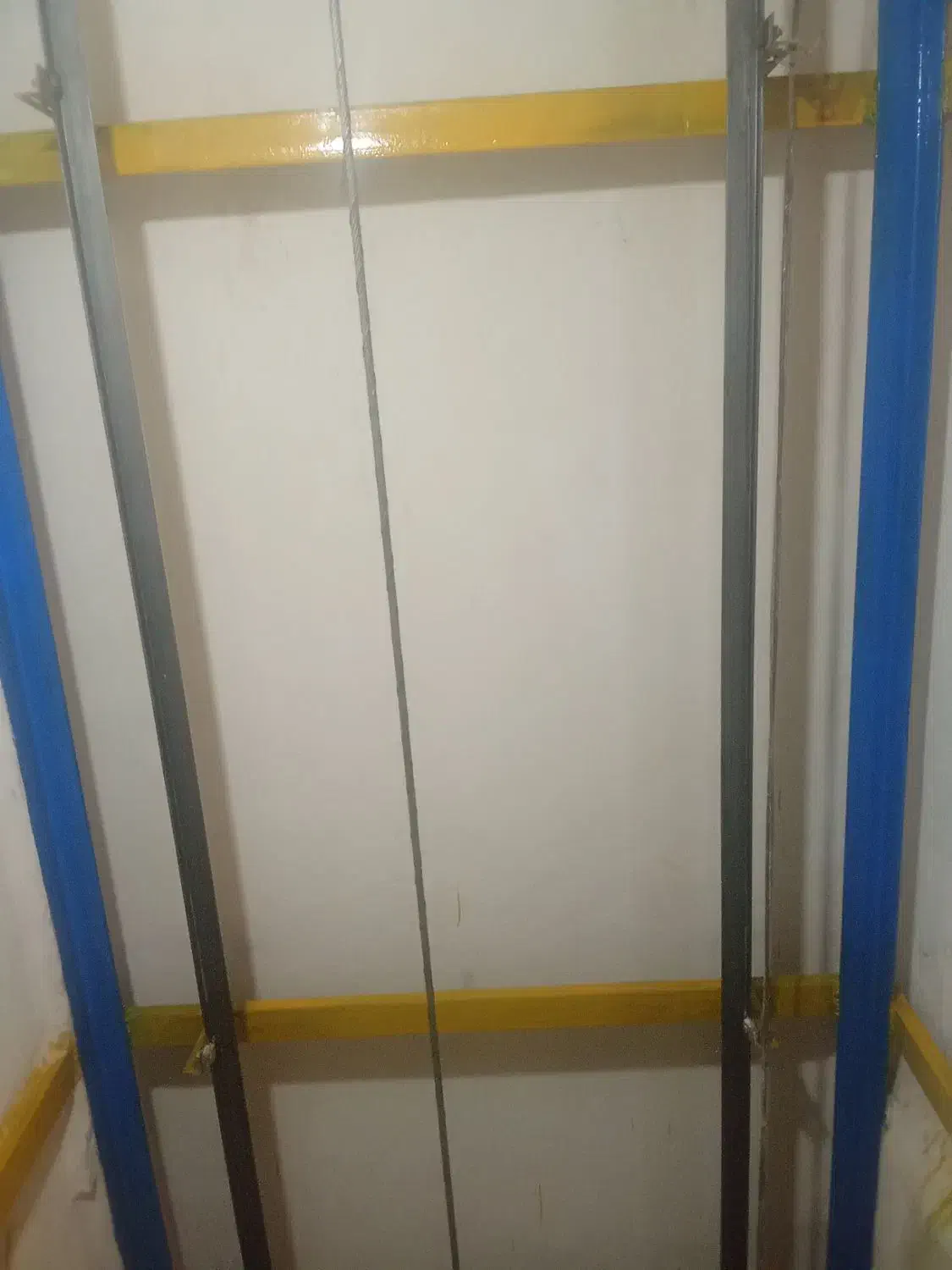 سیمان کاری..بتن ریزی..|خدمات پیشه و مهارت|تاکستان, |دیوار