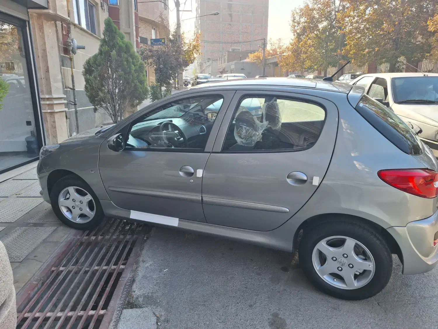 207 پانوراما دنده ای رنگ تیتانیوم مدل 1404|خودرو سواری و وانت|ارومیه, |دیوار