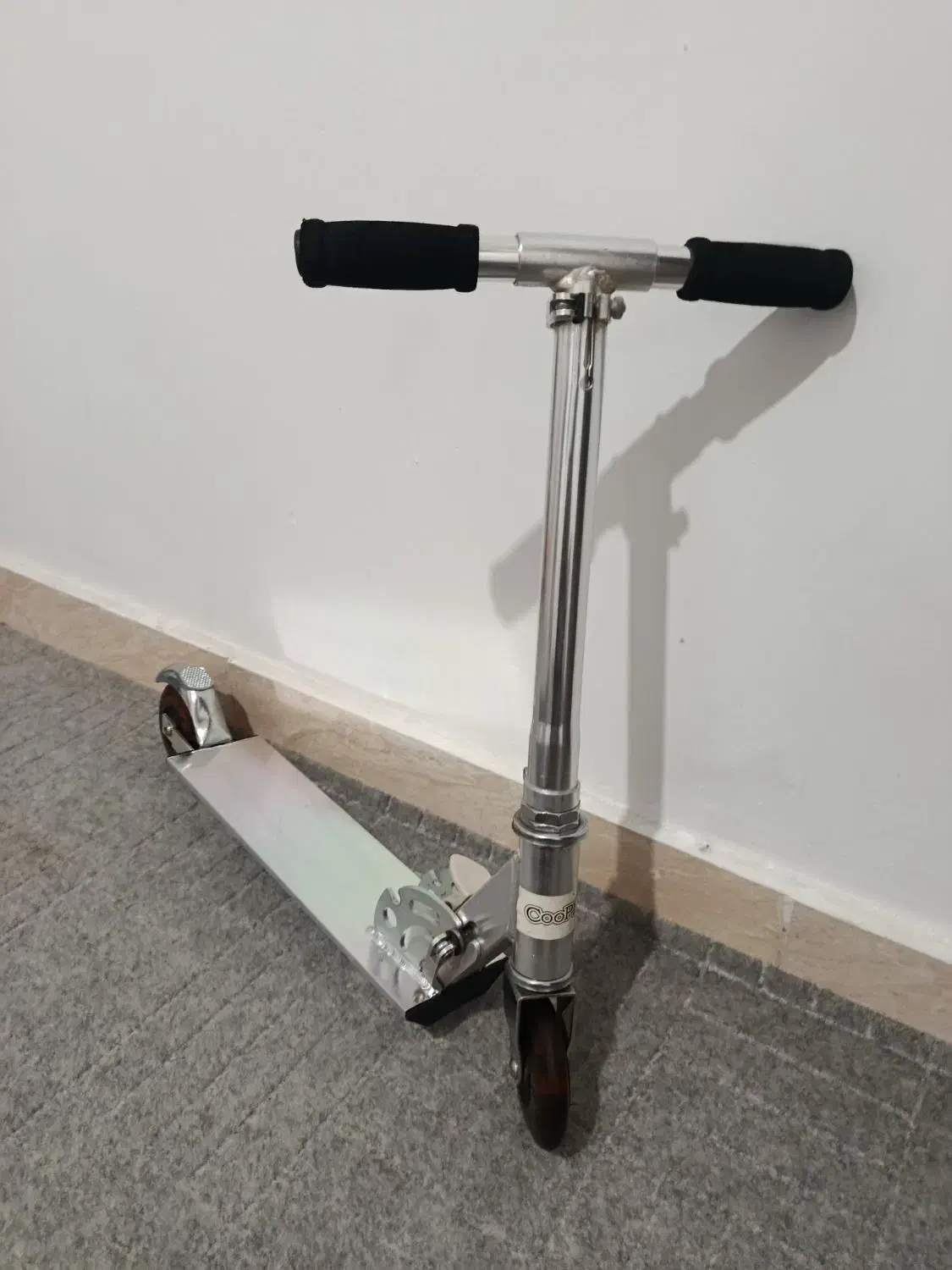 اسکوترآلمینیومی نو|دوچرخه، اسکیت، اسکوتر|نسیم‌شهر, |دیوار