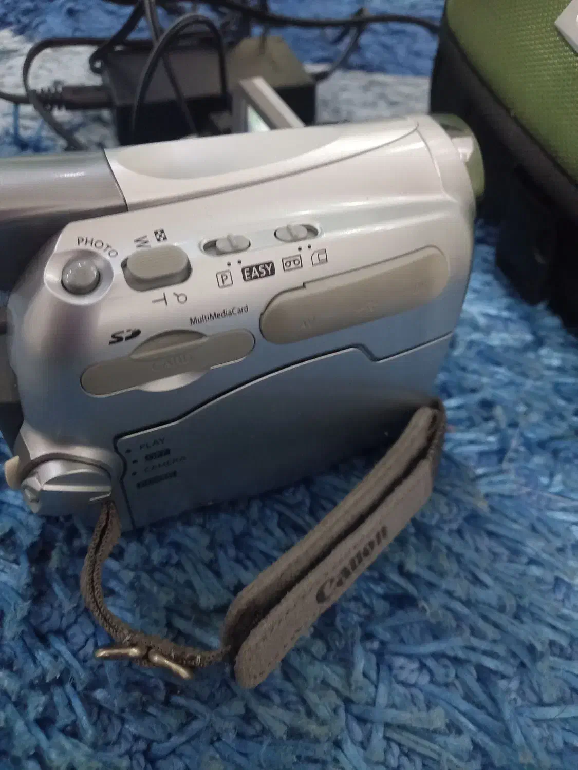 دوربین فیلمبرداری کنونcanon miniDv|دوربین عکاسی و فیلم‌برداری|کوچصفهان, |دیوار