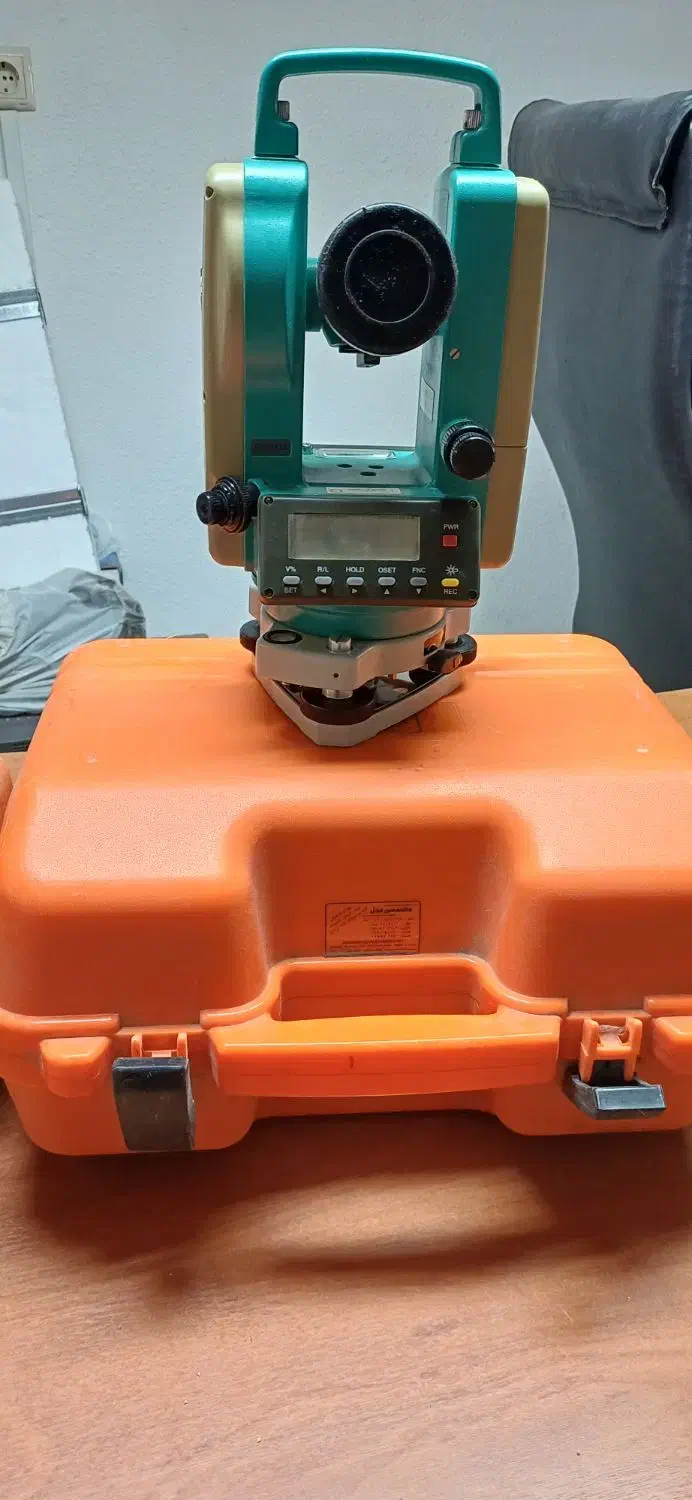 دوربین نقشه برداری ، پمپ باد|ابزارآلات|مشهد, سجاد شهر|دیوار