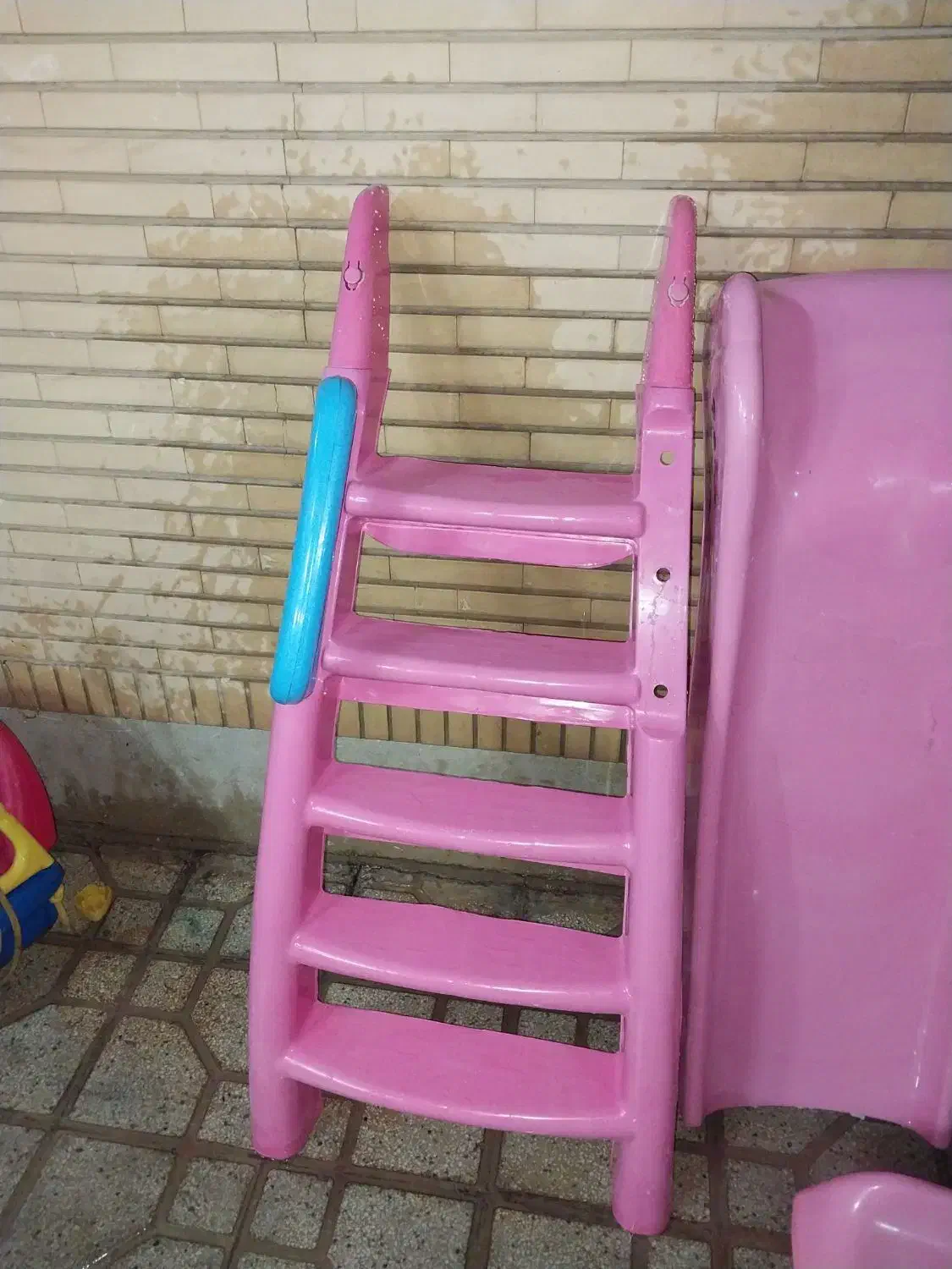 سرسره 5 پله|اسباب‌بازی بچه|شیراز, فرگاز|دیوار