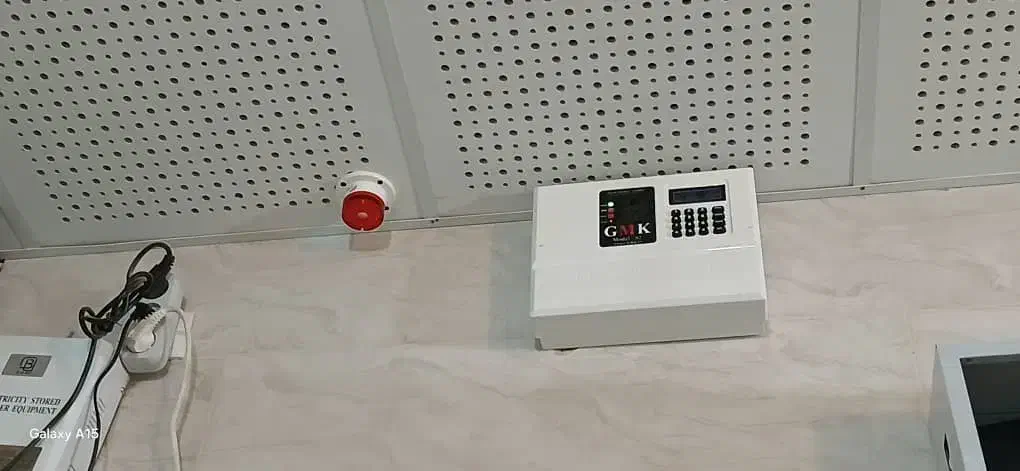 دوربین مداربسته و دزدگیر|دوربین مداربسته|آبدانان, |دیوار