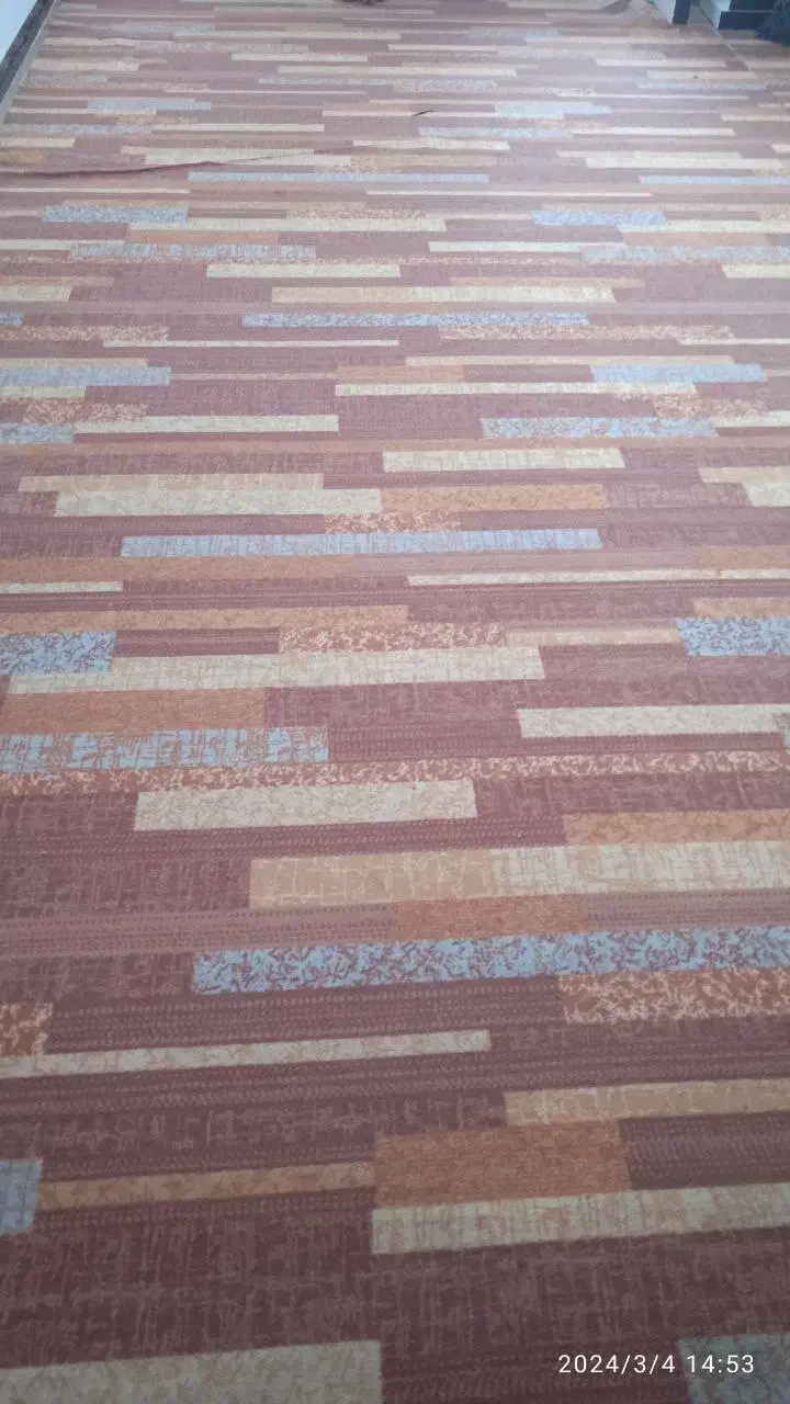 36متر موکت هه زیر فرش بودن در حد نو تخفیف جزیی|موکت|کارزان, |دیوار